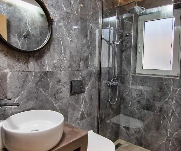 Luxury In The Center Rhodes City